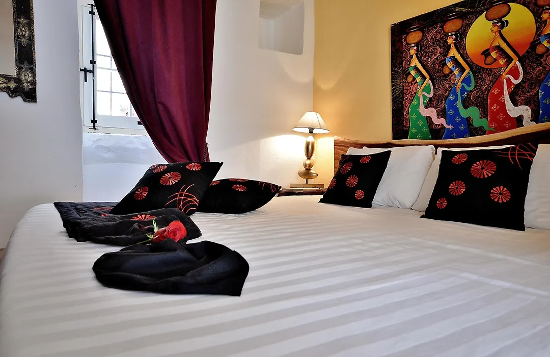 Chapel 5 Boutique Suites B&B-1